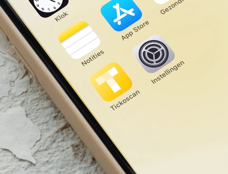 Een screenshot van een smartphone waarop het icoon van de Tickoscan-applicatie te zien is.